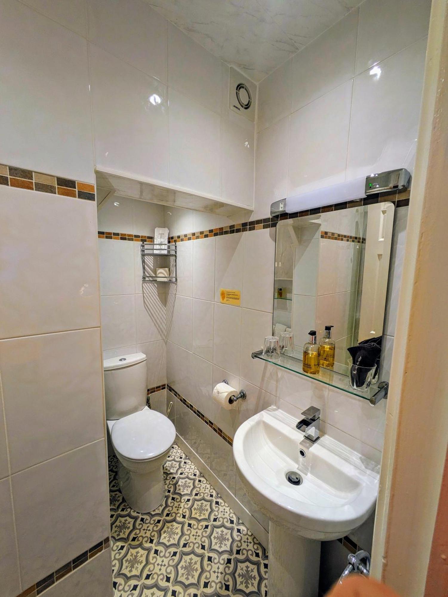 Hotel Stratford House Exclusively For Adults Llandudno Habitación foto